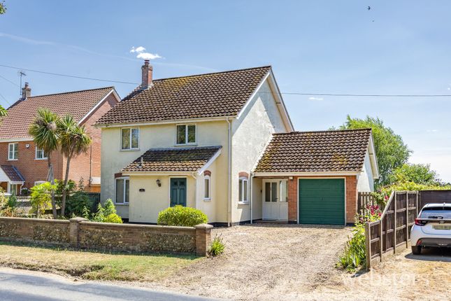 Searle House Mattishall Road, Dereham photo 3