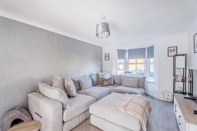 37, Badger Park, Broxburn photo 4