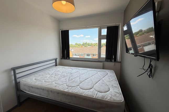 Room 3, Nottingham photo 2