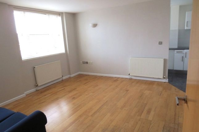 Grove Road, Mile end photo 4