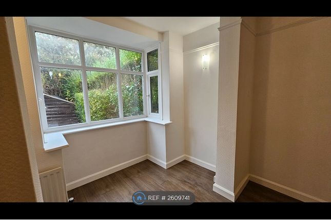 Reception Bay Window