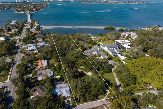 Thumbnail Property for sale in 3350 Old Oak Dr, Sarasota, Florida, 34239, United States Of America