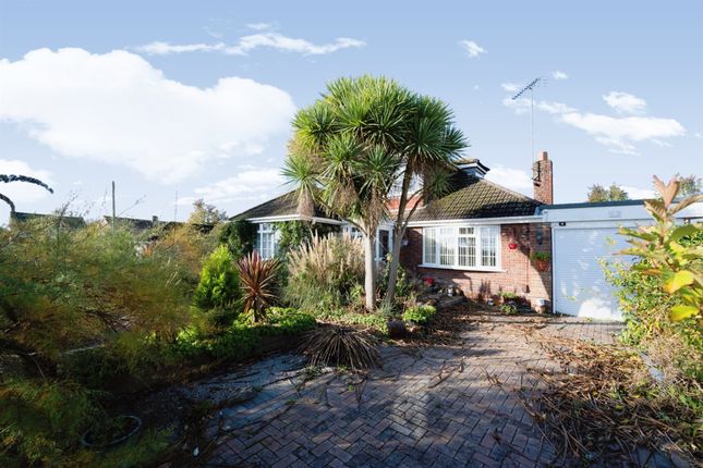 Thumbnail Bungalow for sale in Rosemary Way, Cowplain, Waterlooville