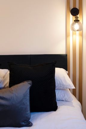 Room 5, 1060 London Road, Derby photo 4
