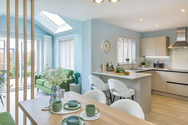 28, Upper Stone Rise, Ashmore Green, Newbury, Rg18 9Hg photo 2