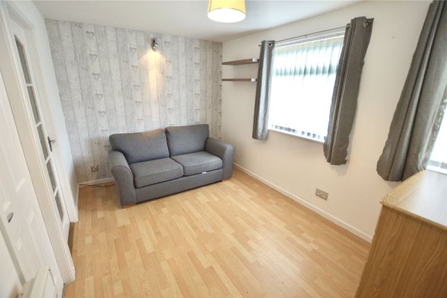 12, Oakworth Drive, Sheffield photo 2