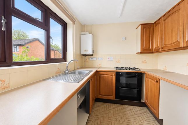 Shutehay Drive, Dursley photo 2