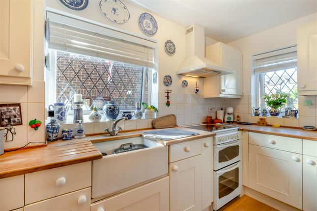 21, Gleneagles Drive, Maidstone photo 4
