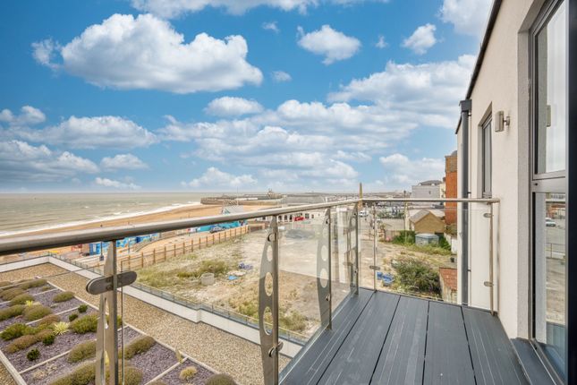 Flat 19, Harbour View, 1, Beach Drive, Kent photo 4