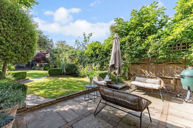 93, Woodwarde Road, London photo 4