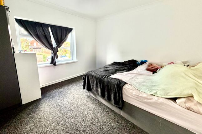 163a Stoke Road, Slough photo 5