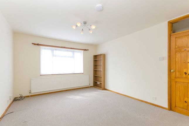 Thumbnail Maisonette to rent in Woodside Grove, Woodside Park, London