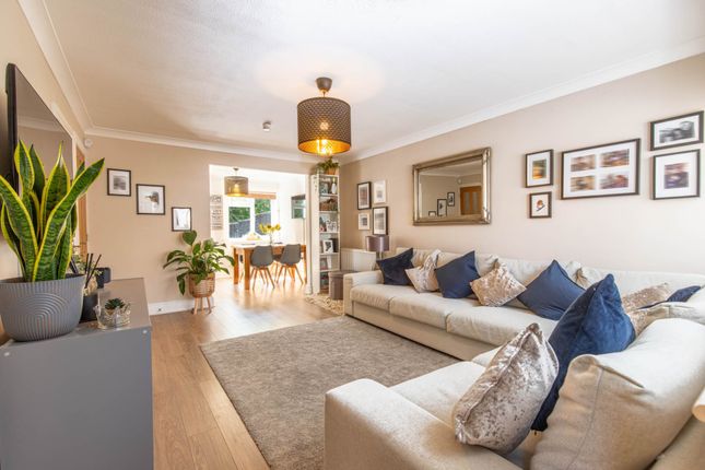 85, Queensway, Reading photo 2