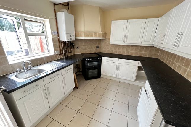 21, Old Heath Road, Wolverhampton photo 4