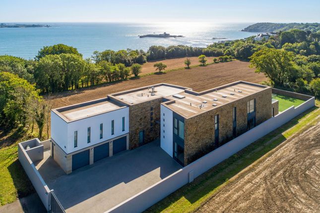 The Hacienda Le Mont Du Coin, Jersey photo 3