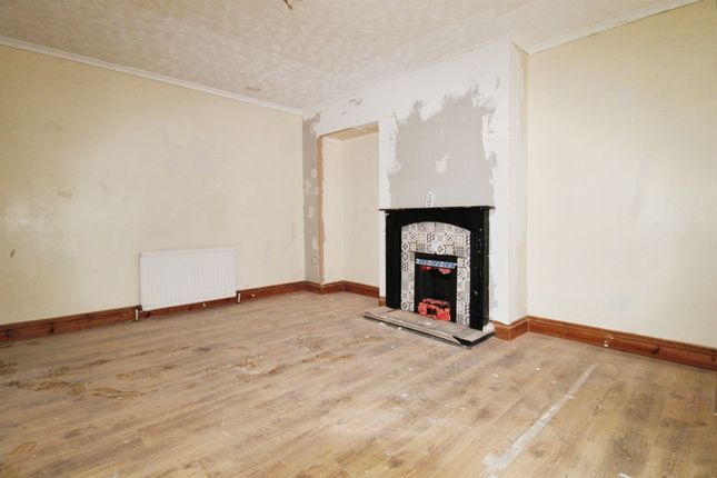 82, Stonesby Avenue, Leicester photo 4