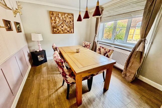 8, St. Helens Way, Gainsborough photo 4