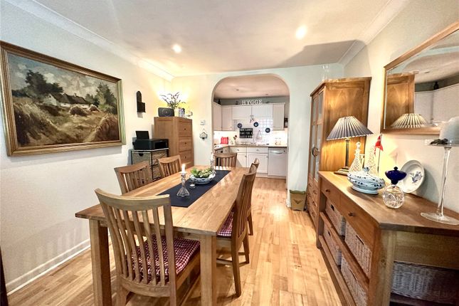 12, Grosvenor Mews, Lymington photo 3