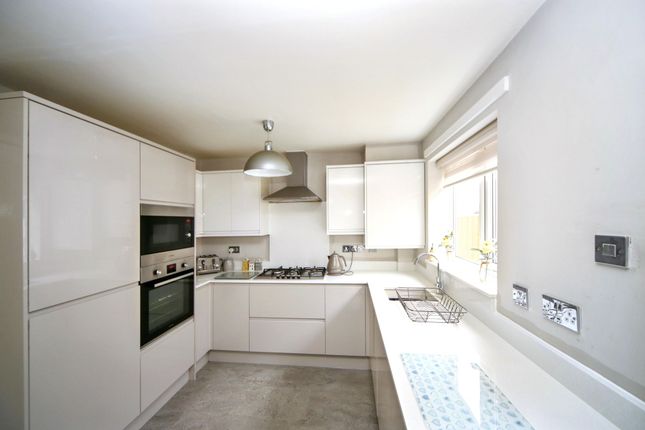 79 Kirkless Street, Wigan photo 3
