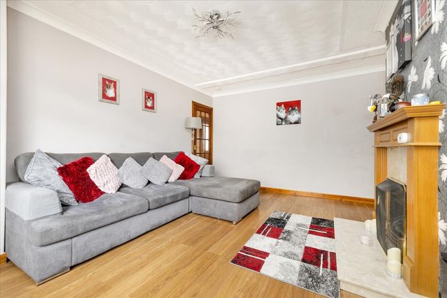 End terrace house for sale in 29 Gaynor Avenue, Loanhead