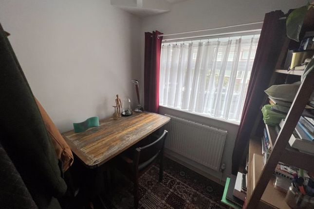 Semi-detached house to rent in Castleway, Salford