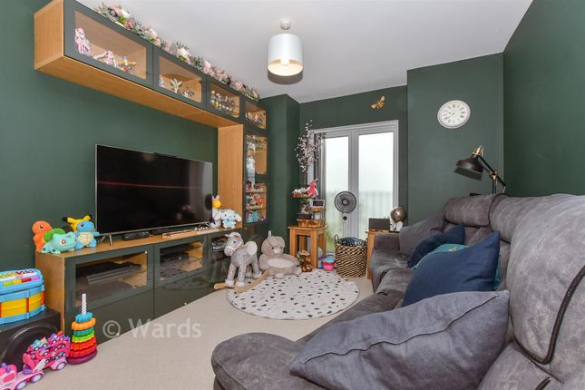 3, Fuggles Close, Headcorn photo 3