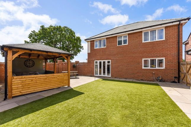 23, Whitbourne Way, Waterlooville photo 4