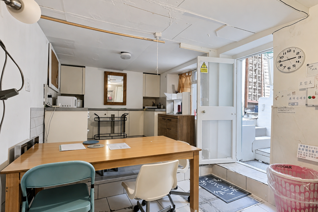 17, Harleyford Road, LONDON photo 3