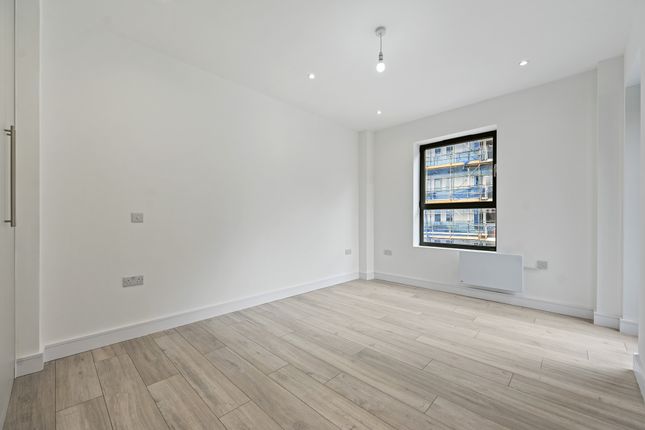 Flat 6, Harrow photo 4