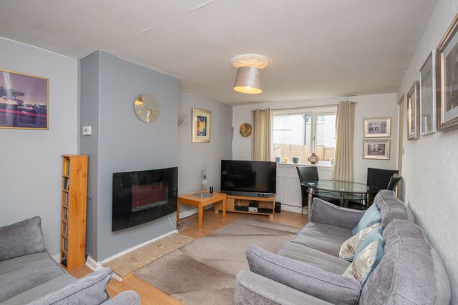 19a, Afton Road, Cumbernauld photo 2