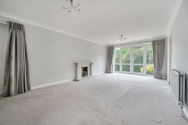 7 Wellswood Gardens, Rowland's Castle photo 3