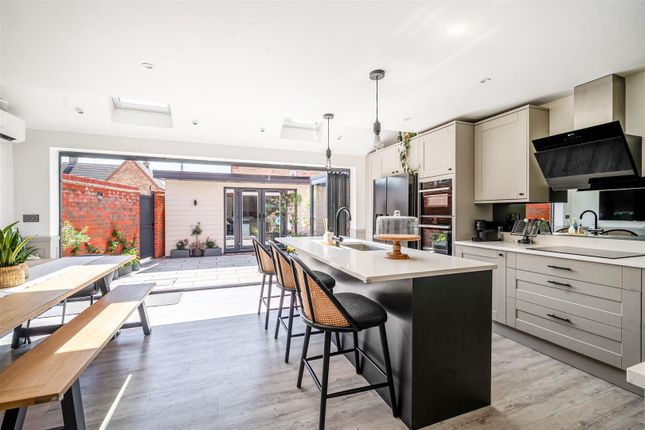 40, Appledine Way, Bedford photo 4