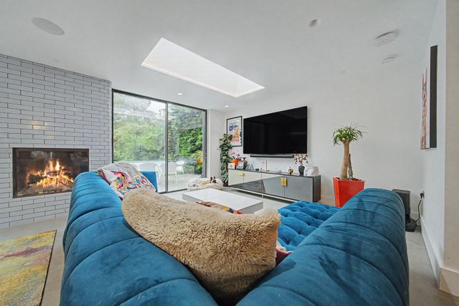 77, Woodland Avenue, Hove photo 4