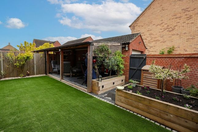 42 Chamberlain Fields, Ely photo 4