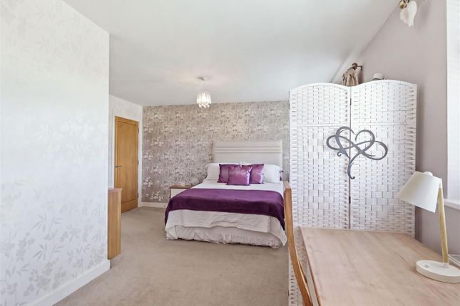 2-bed flat on Flat 13, 411a, Lymington Road, Christchurch, £350,000