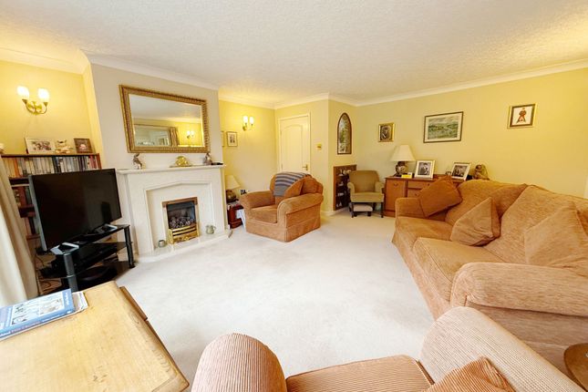 25 Cromwell Road, Stockport photo 4