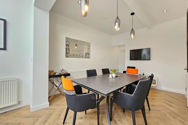 1, Knutsford View, Altrincham photo 3