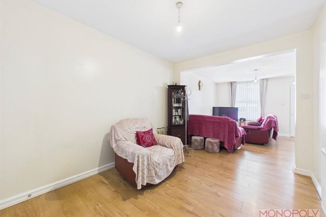 5 Bury Street, Wrexham photo 3