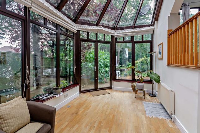 25, Cheney Street, Pinner photo 4