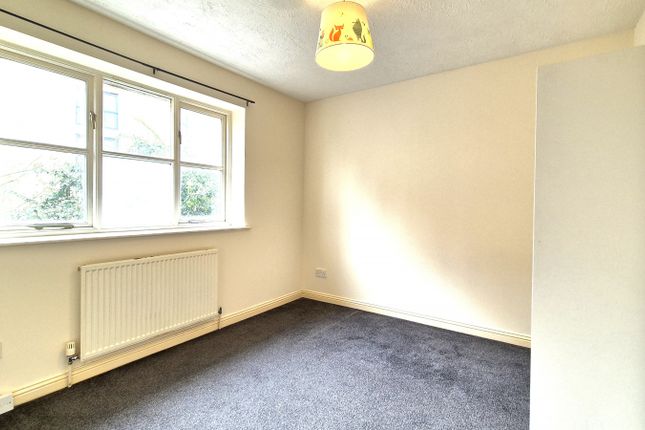Semi-detached house to rent in Tawny Close, Ealing