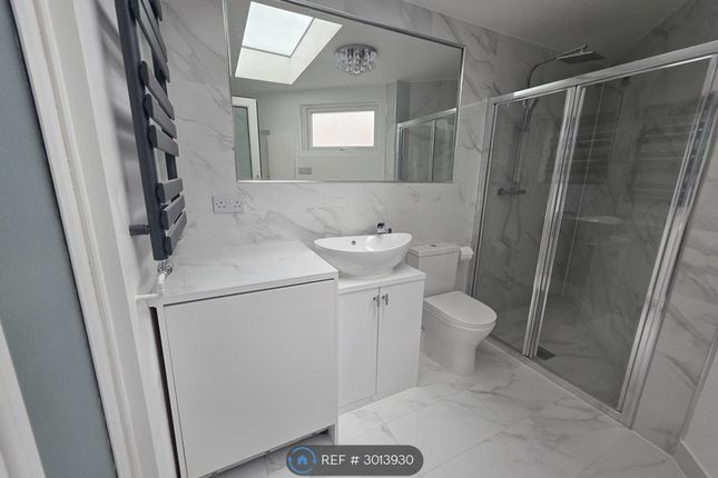 Mersham Road, Thornton Heath photo 5