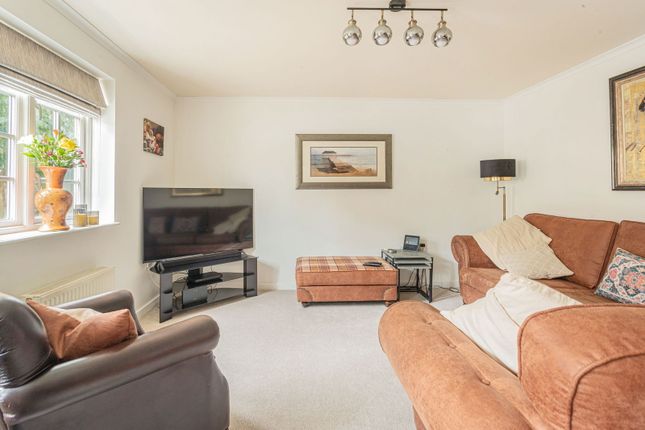 Flat 6, Neilson House, Courthouse Road, Tetbury photo 4