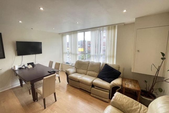 Flat 2, Pensby Road, Wirral photo 2
