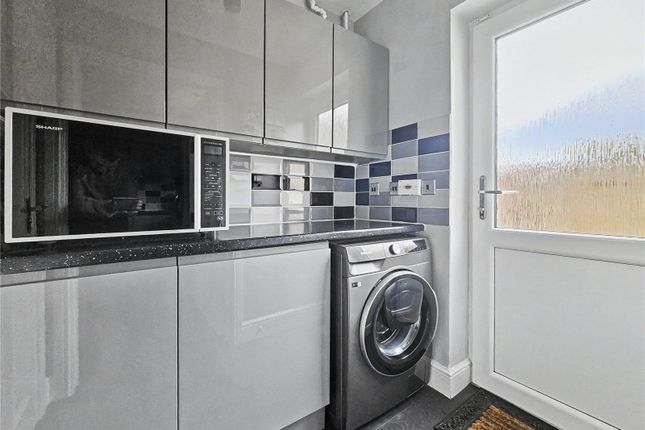 39, Adams Meadow, Somerset photo 4
