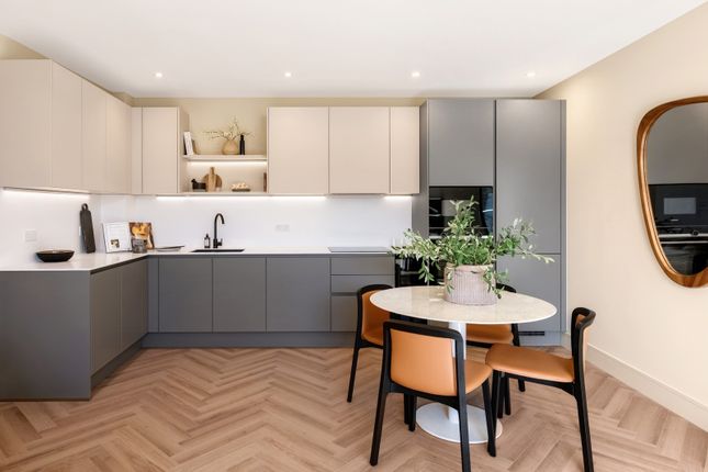 70 Hawthorn Collection, Bicknell Way, London photo 4
