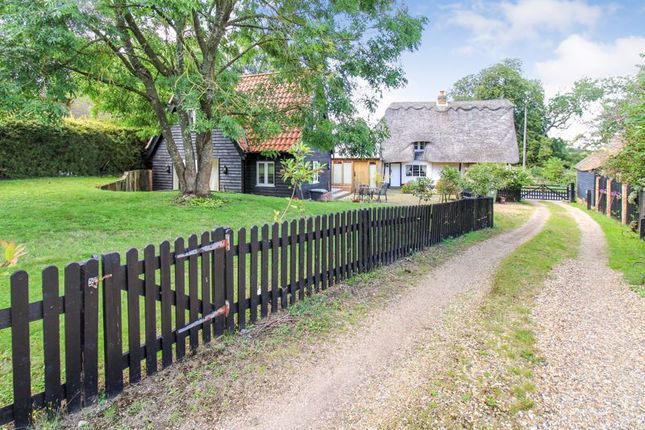 Thumbnail Cottage for sale in Warden Road, Ickwell, Bedfordshire