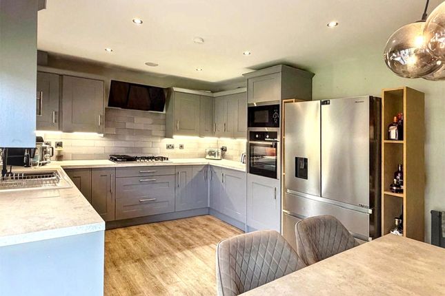 17, Oakfield Court, Dumfries and Galloway photo 3