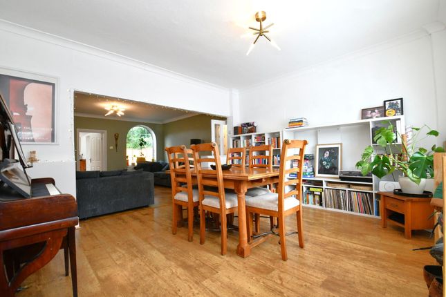 159 Higher Green Lane, Manchester photo 2