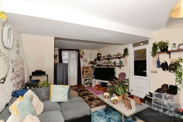 The Crescent, Slough photo 2
