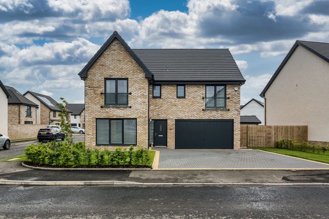 Thumbnail Detached house for sale in 15 Glenluce Drive, Bishopton